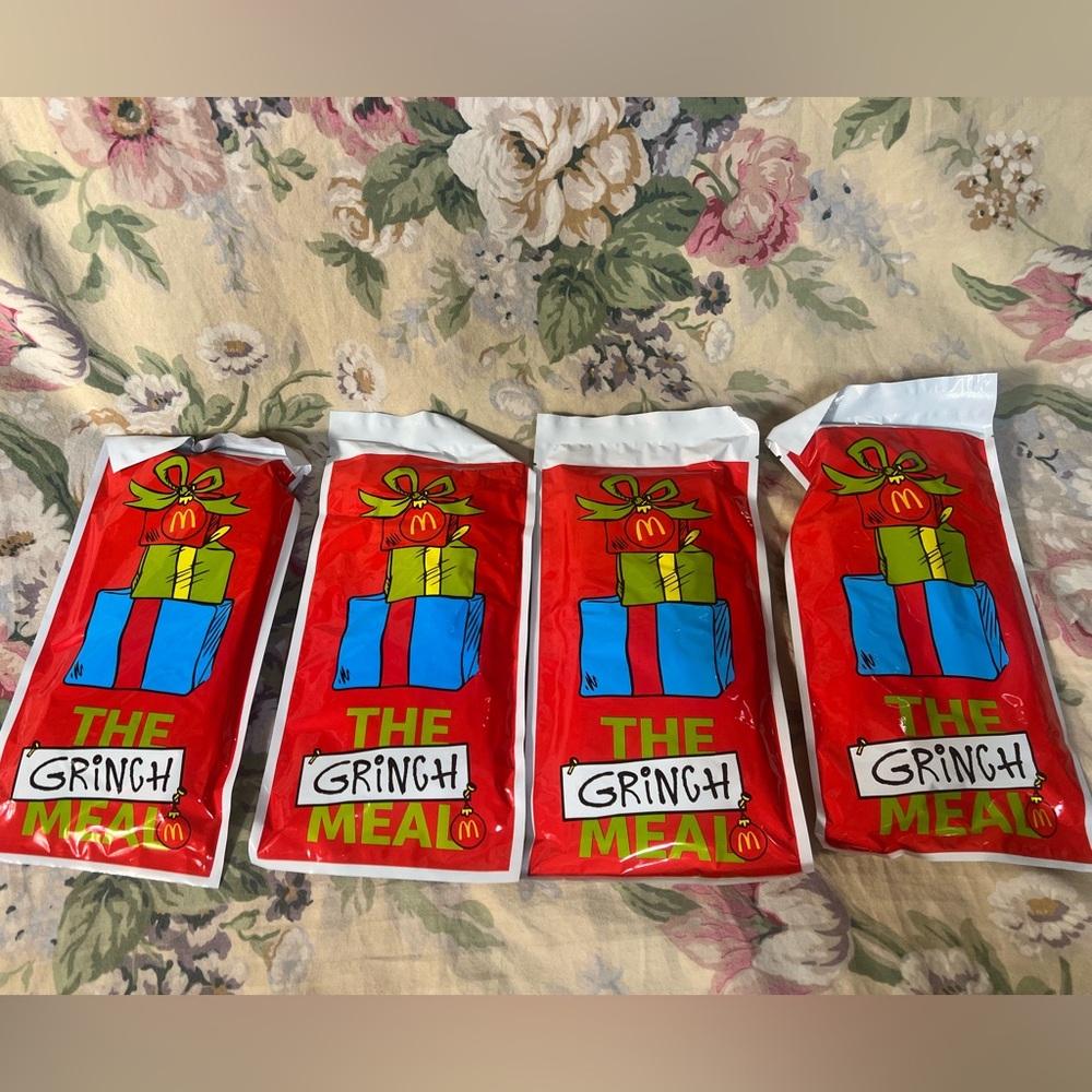 McDonald's 2025 Grinch Socks red,green, yellow,blue
